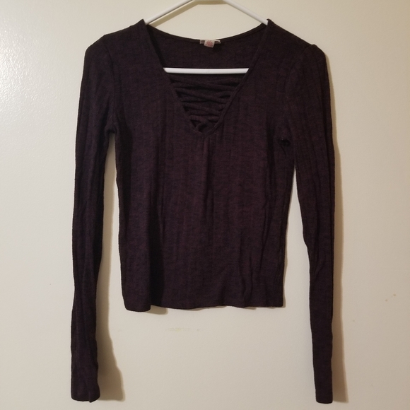 Cape Juby Tops - Sexy maroon long sleeve